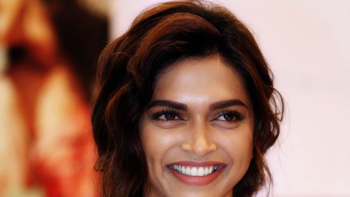 Deepika Padukone Face Closeup At Melanges Lifestyle Cocktail Ethnic Wear